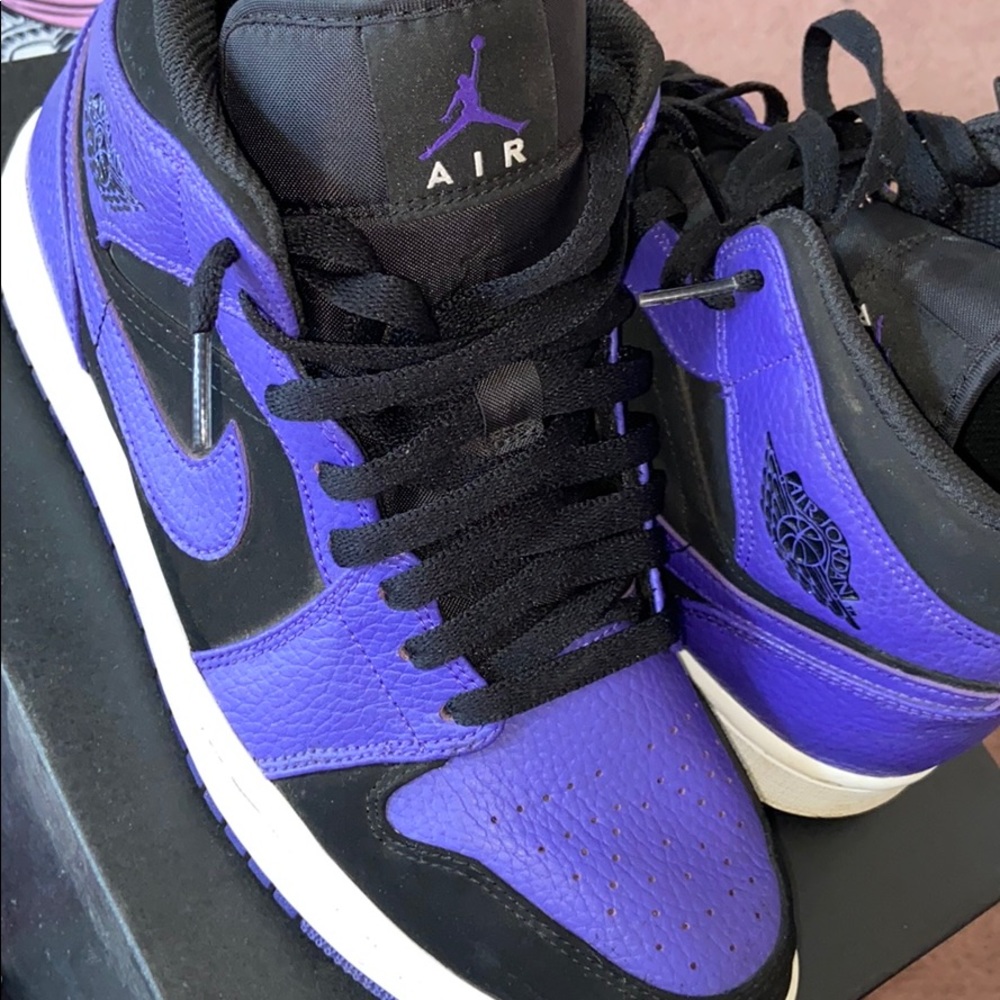 Air Jordan 1 - Picture 3 of 6